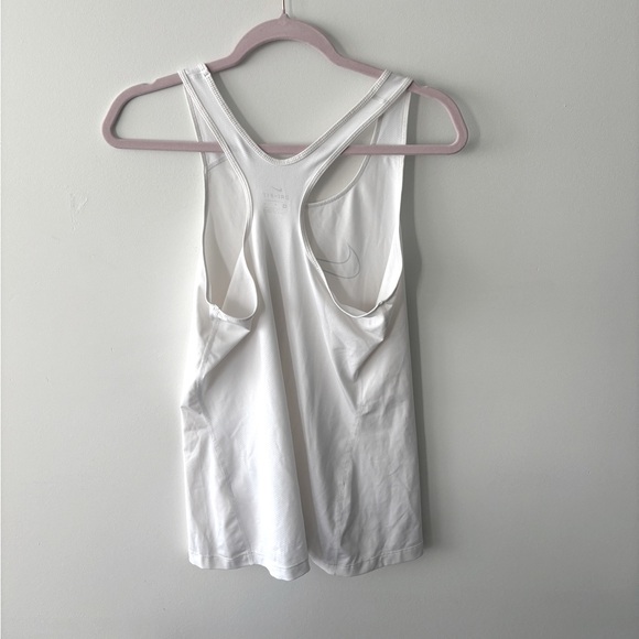 Nike Racerback tank top women’s - Picture 2 of 4